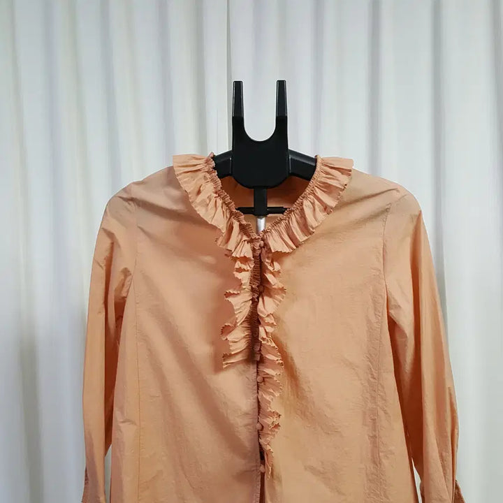 [BUNJANG] It Misha Coral Frill Blouse (Size 55) / 20년 잇미샤 여성 프릴 블라우스 코랄 55 오일장