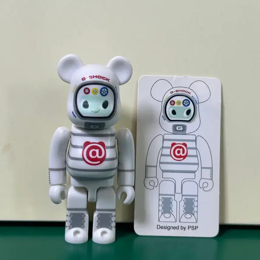 [SOLD OUT] 지샥 베어브릭 화이트 100% 슈퍼시크릿