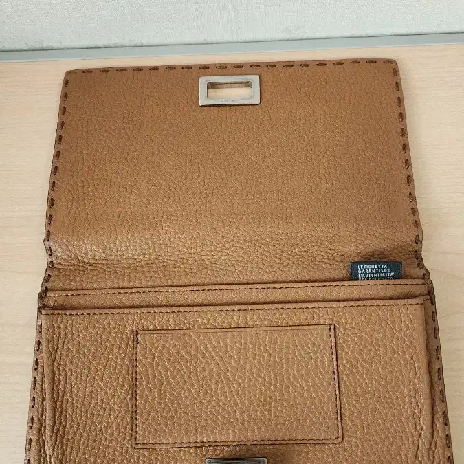 [BUNJANG] Fendi Selleria Leather Clutch Wallet / 펜디 셀러리아 장지갑 미니 클러치
