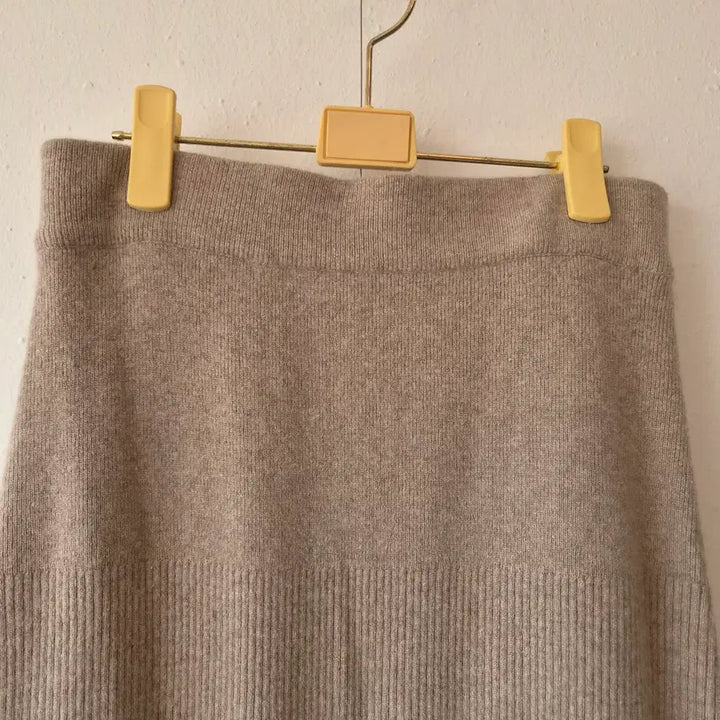 [BUNJANG] Unbranded Beige Wool Knit Long Skirt / 여성 베이지니트롱스커트 FREE