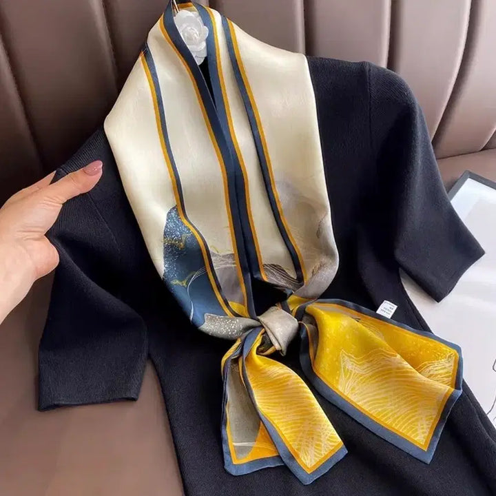 [BUNJANG] Patterned Silk Scarf / 패턴스카프(새상품)