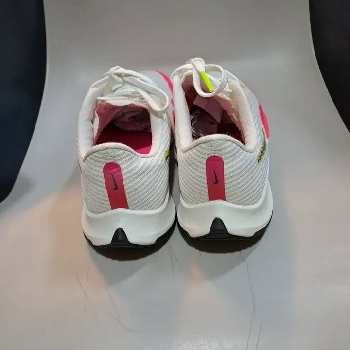[BUNJANG] Nike Air Zoom Rival Fly 3 Sneakers / 나이키 에어 줌 라이벌 플라이3. 운동화 265mm