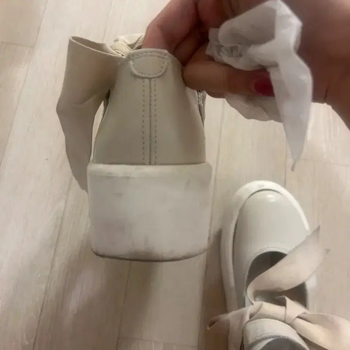 [BUNJANG] Tokyo Bopper Ivory Ribbon Platform Shoes / 도쿄보퍼 아이보리 리본 플랫폼 슈즈 22.5(235~240mm)