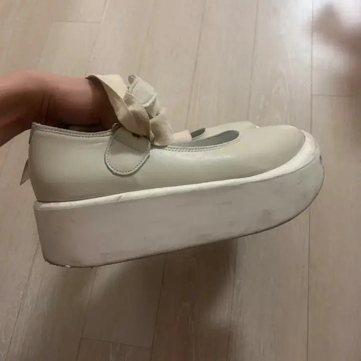 [BUNJANG] Tokyo Bopper Ivory Ribbon Platform Shoes / 도쿄보퍼 아이보리 리본 플랫폼 슈즈 22.5(235~240mm)