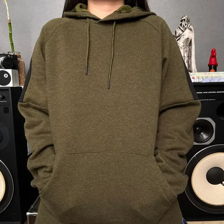 [BUNJANG] Russell Athletic Khaki Hoodie / 러셀애슬레틱 카키 후드티