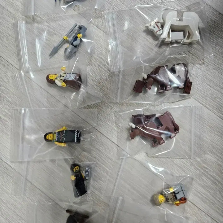 [BUNJANG] Lego Castle 10193 Medieval Village Used / 레고 캐슬 10193 중세마을 중고판매