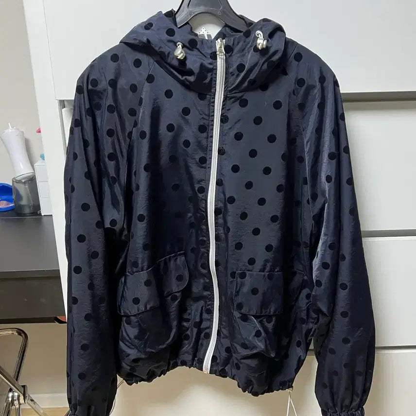 [BUNJANG] Oheso Dot Frill Windbreaker Navy / 오헤시오 도트 프릴 윈드브레이커 네이비