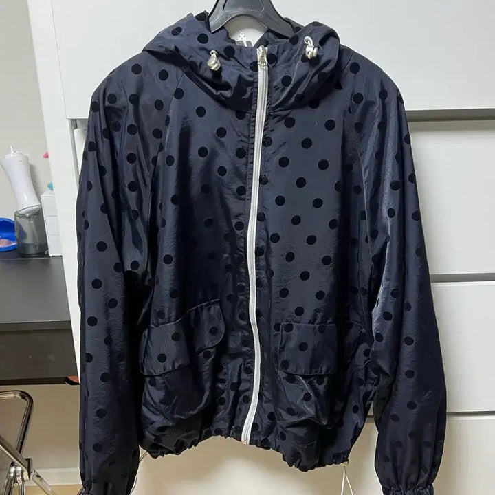 [BUNJANG] Oheso Dot Frill Windbreaker Navy / 오헤시오 도트 프릴 윈드브레이커 네이비