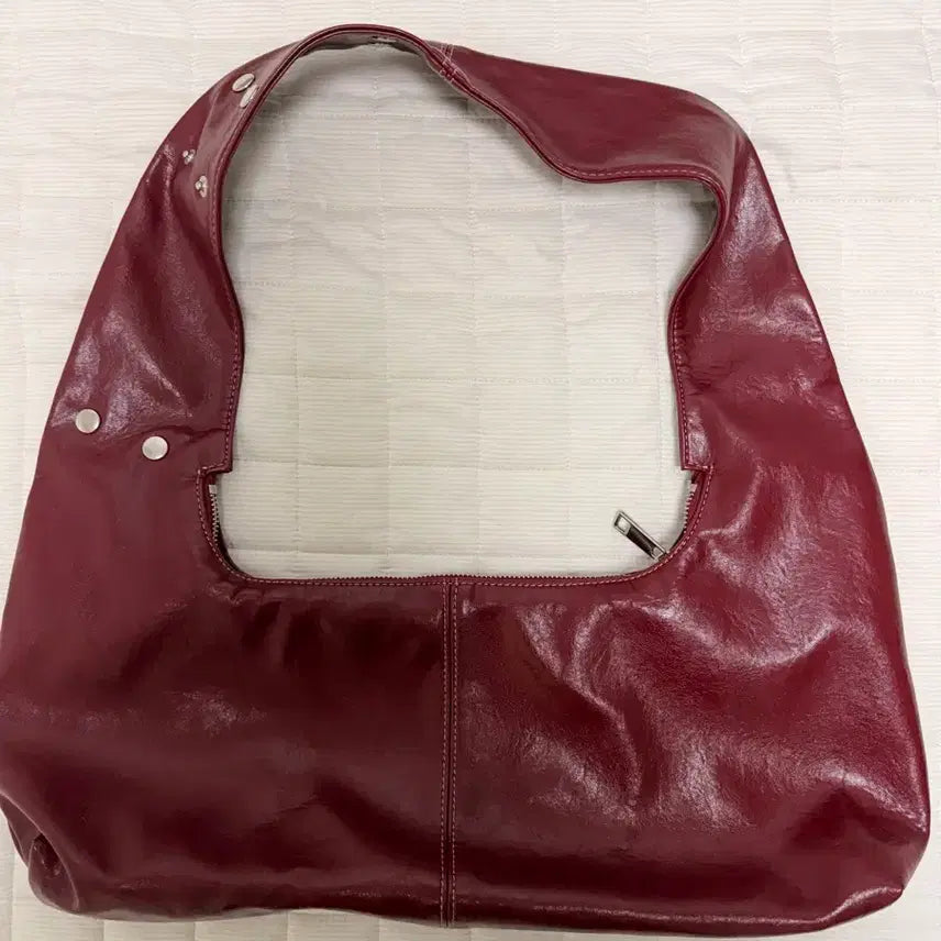 [BUNJANG] Hieta Tina Cherry Red Hobo Bag / 히에타 Tina 체리레드 호보백