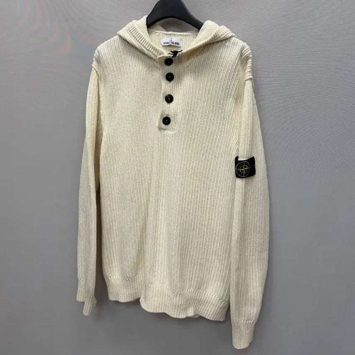 [BUNJANG] Stone Island Half-Zip Hooded Knit Sweater / 스톤아일랜드 와펜패치 반집업 후드 니트 ( 110 )