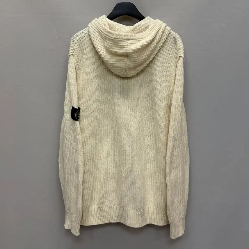 [BUNJANG] Stone Island Half-Zip Hooded Knit Sweater / 스톤아일랜드 와펜패치 반집업 후드 니트 ( 110 )