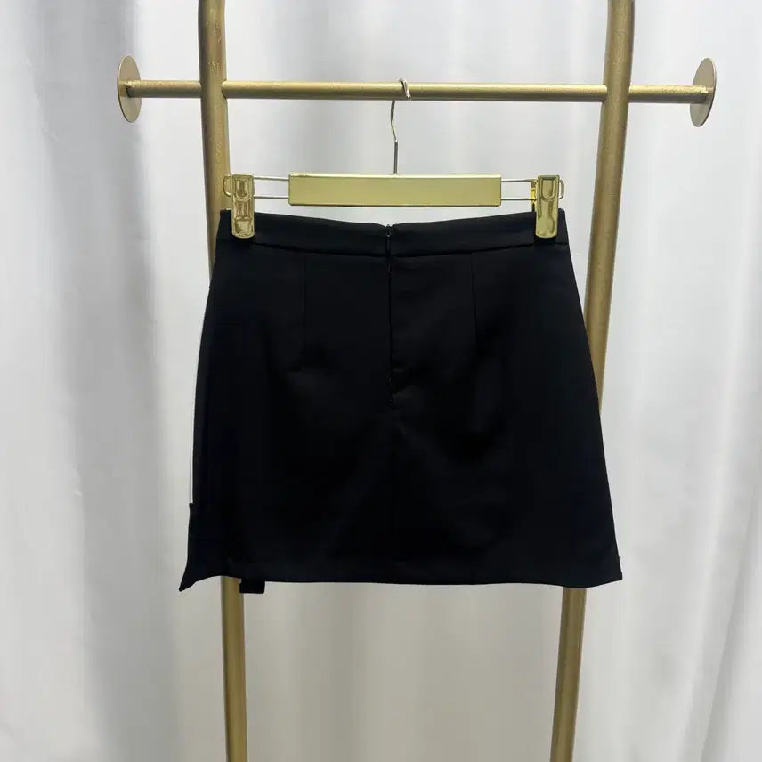[BUNJANG] Unique Colorblock Skirt / [새상품] 유니크 배색 스커트