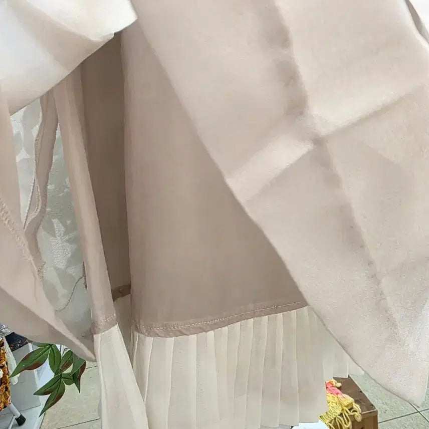 [BUNJANG] Beige Pleated Mini Skirt / 베이지 플리츠 미니스커트