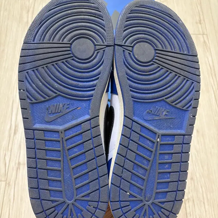 [BUNJANG] Nike Jordan 1 Low Royal Blue Sneakers / 조던 1 로우 로얄블루 280