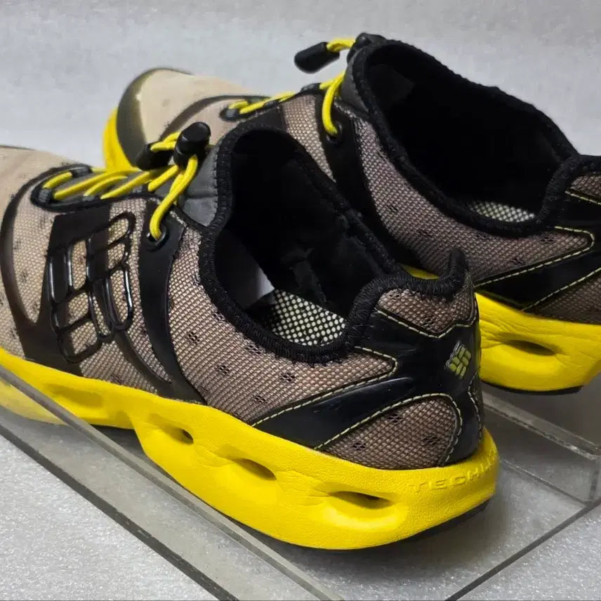 [BUNJANG] Columbia Lightweight Hiking Trekking Shoes / 컬럼비아 Columbia 경등산화 트레킹화 둘레길 여행/캠핑 270