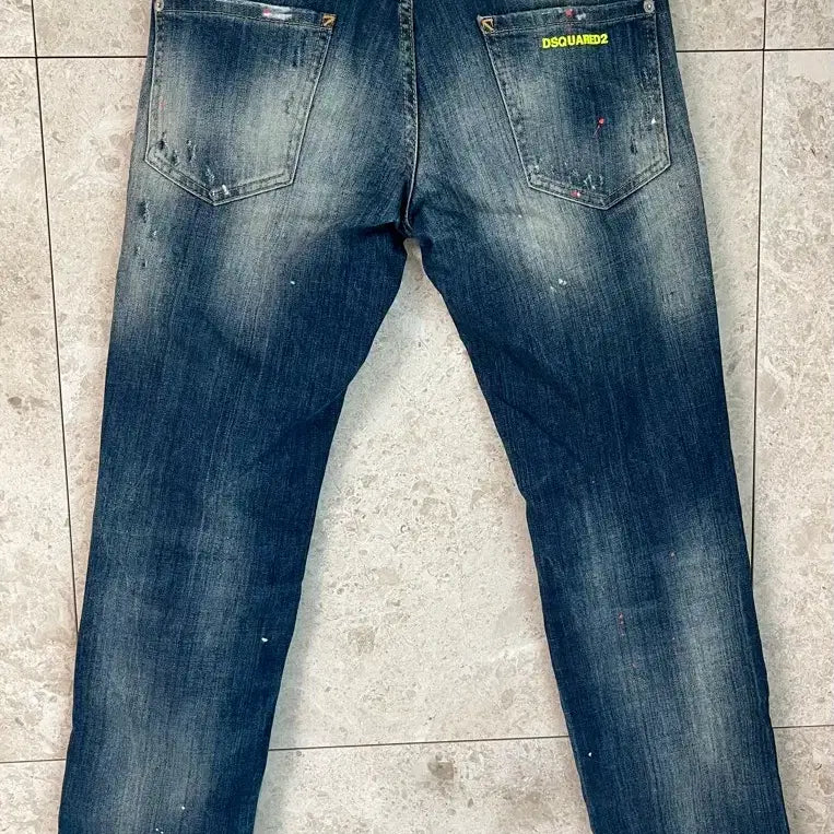 [SOLD OUT] 디스퀘어드2 데미지 워싱 슬림핏 청바지 44 정품