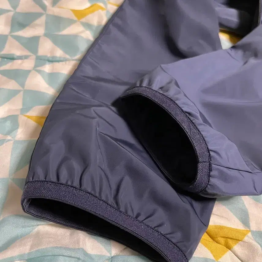 [BUNJANG] Reebok Windbreaker Jacket / 리복 바람막이 L (무료배송)