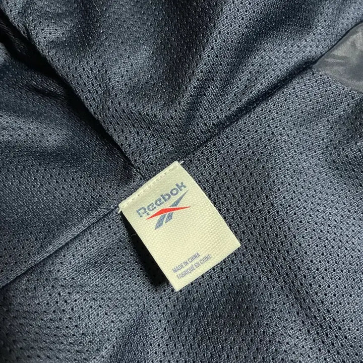 [BUNJANG] Reebok Windbreaker Jacket / 리복 바람막이 L (무료배송)