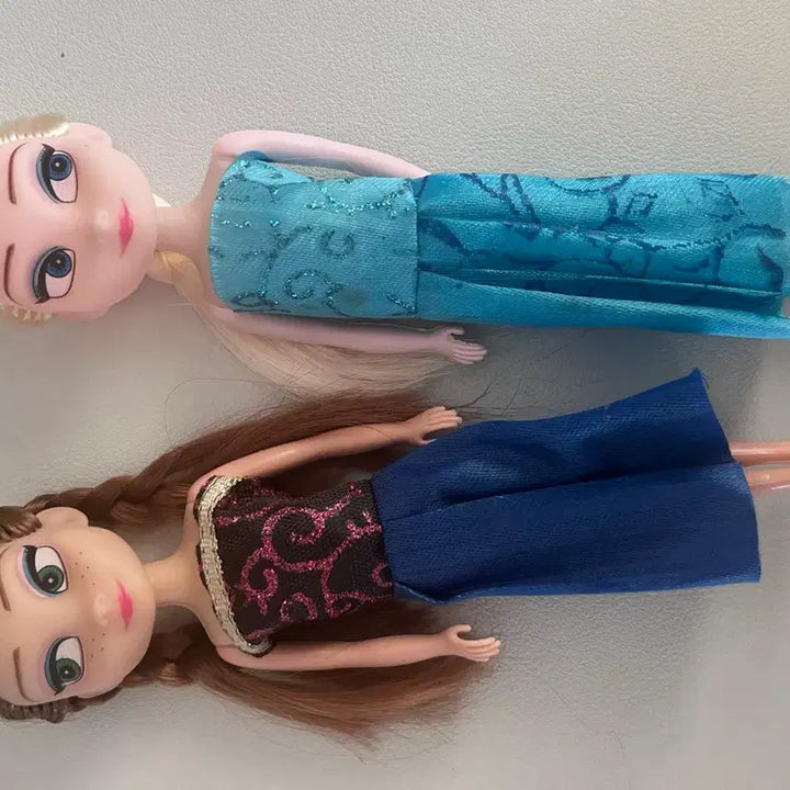 [BUNJANG] Frozen Kinder Joy Figure Bundle Set / 일괄!!사진 모두 봐주세요! 겨울왕국 킨더조이 피규어 세트 틴케이스 포함