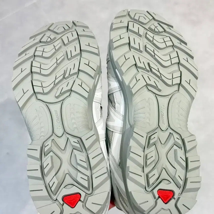 [BUNJANG] Salomon XT-Quest ADV Hiking Shoes / 살로몬 XT-Quest ADV 컨택힌트 등산화 아웃도어 474296