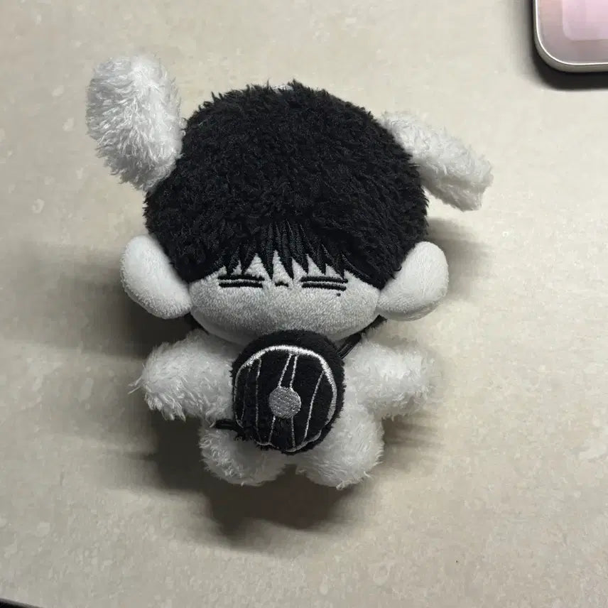 [BUNJANG] BOYNEXTDOOR Leehan Doll / 보이넥스트도어 수상한 옆집 강한류 리우 인형