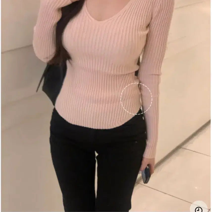 [BUNJANG] On My One Ribbed V-Neck Knit Sweater / 온마이원 골지 브이넥 니트