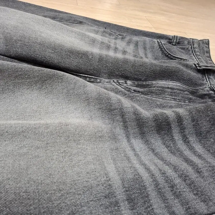 [BUNJANG] NOWN Wide Curved Denim Jeans / 노운 와이드 커브드 데님