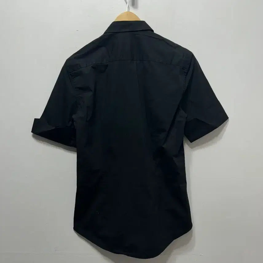 [BUNJANG] Calvin Klein Black Short Sleeve Shirt - Size S / 캘빈클라인 블랙 반팔 셔츠 S