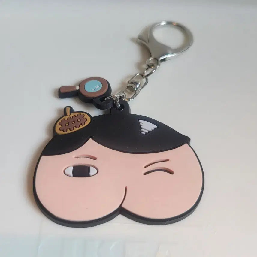 [BUNJANG] Detective Butt Keyring / 엉덩이 탐정 키링