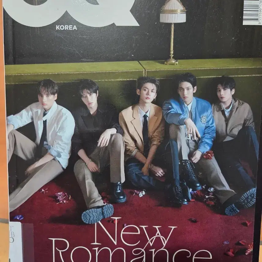 [BUNJANG] Tomorrow X Together GQ Korea Magazine - April 2025 Issue / GQ Korea 2025년 4월호 투모로우바이투게더