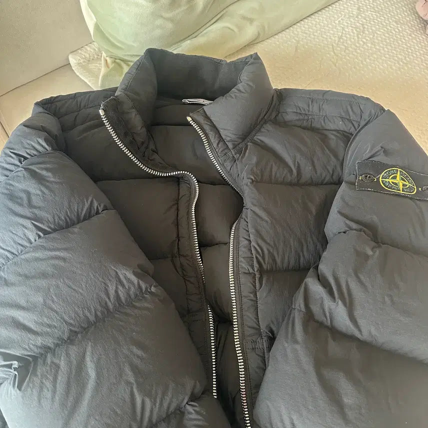 [BUNJANG] Stone Island Lightweight Padded Jacket / 스톤 아일랜드 경량패딩