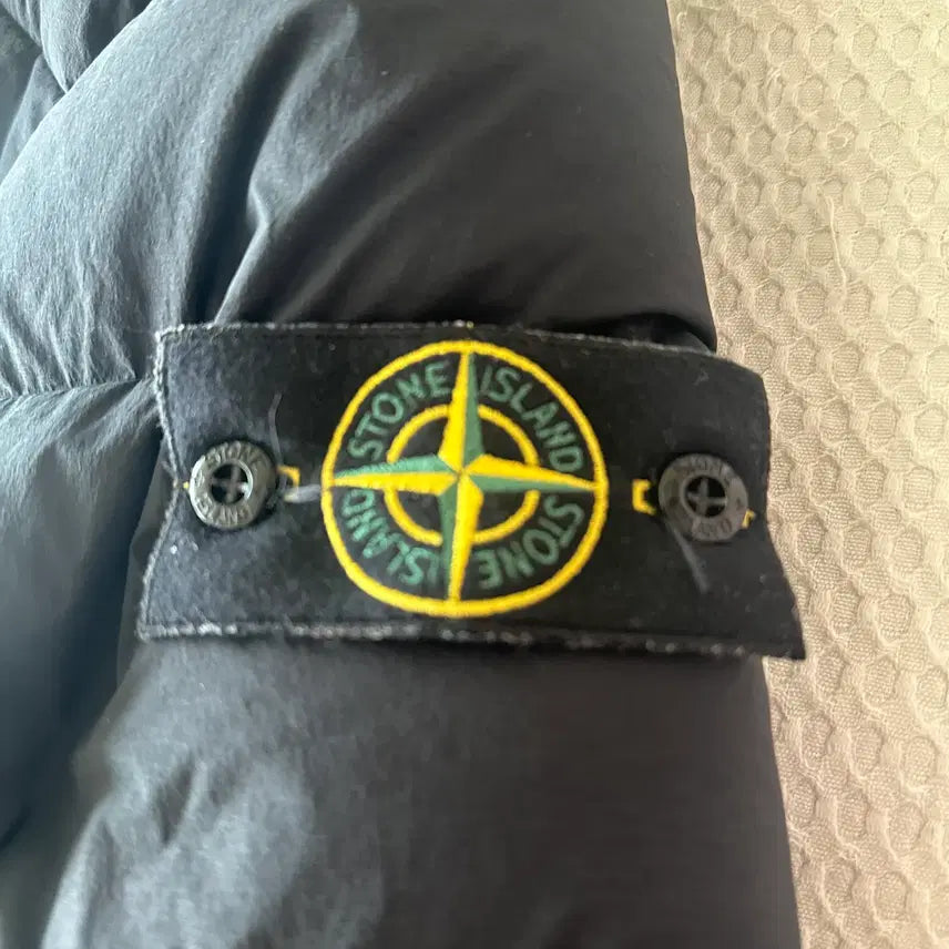 [BUNJANG] Stone Island Lightweight Padded Jacket / 스톤 아일랜드 경량패딩