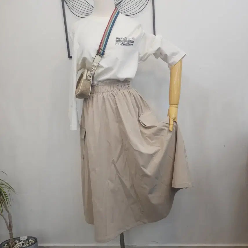[SOLD OUT] LAP  랩 베이지 롱 스커트  free