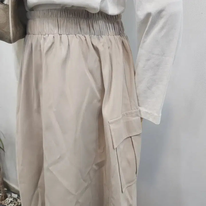 [SOLD OUT] LAP  랩 베이지 롱 스커트  free