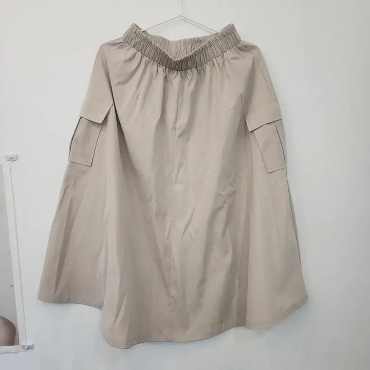 [SOLD OUT] LAP  랩 베이지 롱 스커트  free