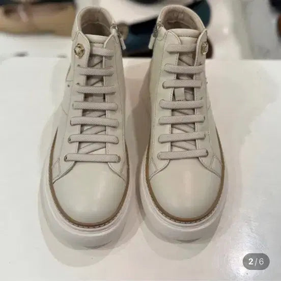 [BUNJANG] SODA High-Top Sneakers / SODA 하이탑 스니커즈
