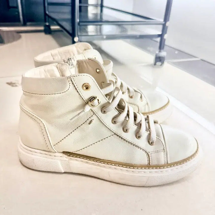 [BUNJANG] SODA High-Top Sneakers / SODA 하이탑 스니커즈