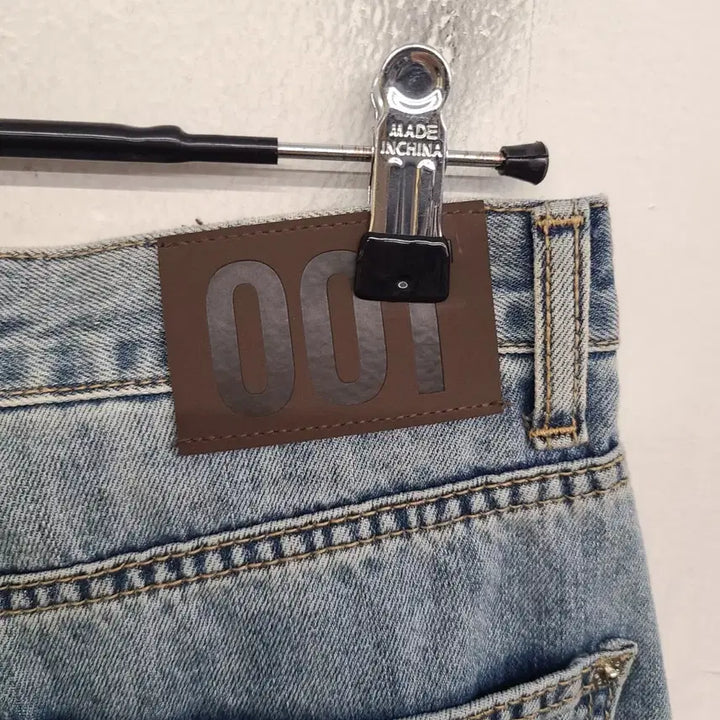 [BUNJANG] OOT 26-inch Washed Denim Jeans / [26 inch] OOT 워싱 데님 팬츠 청바지