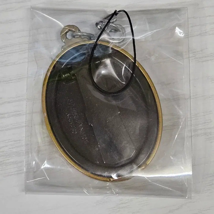 [BUNJANG] Twisted Wonderland Rook Frame Mini Keyring / 트위스테 루크 액자 프레임 미니 키링 가챠