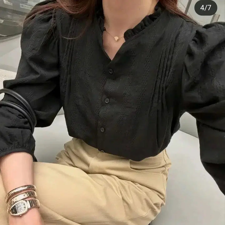 [BUNJANG] LaSong Frill Pintuck Blouse - Black / 라쏭 프릴 핀턱 블라우스 - 블랙