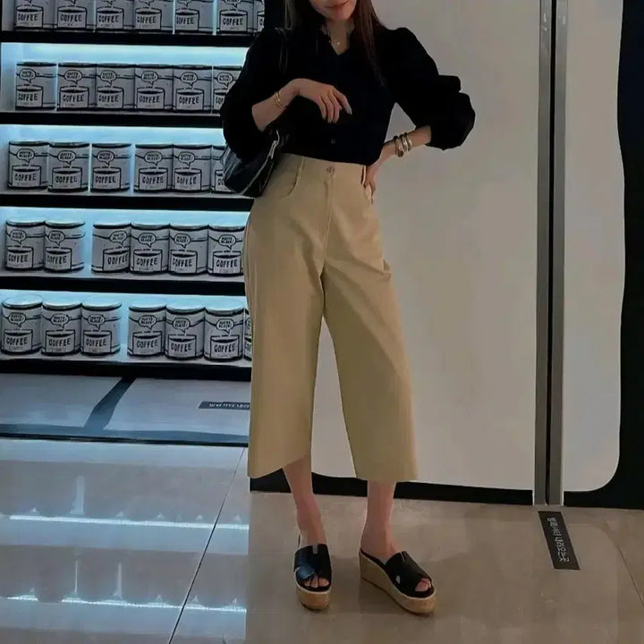 [BUNJANG] LaSong Frill Pintuck Blouse - Black / 라쏭 프릴 핀턱 블라우스 - 블랙