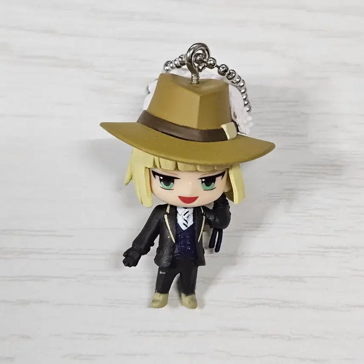 [BUNJANG] Twisted Wonderland Rook Hunt School Uniform Mini Figure Keyring / 트위스테 루크 교복 미니 피규어 키링