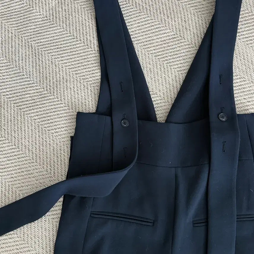 [BUNJANG] Jucy Judy Navy Blue Wide Jumpsuit / Jucy Judy 네이비 블루 와이드 점프수트