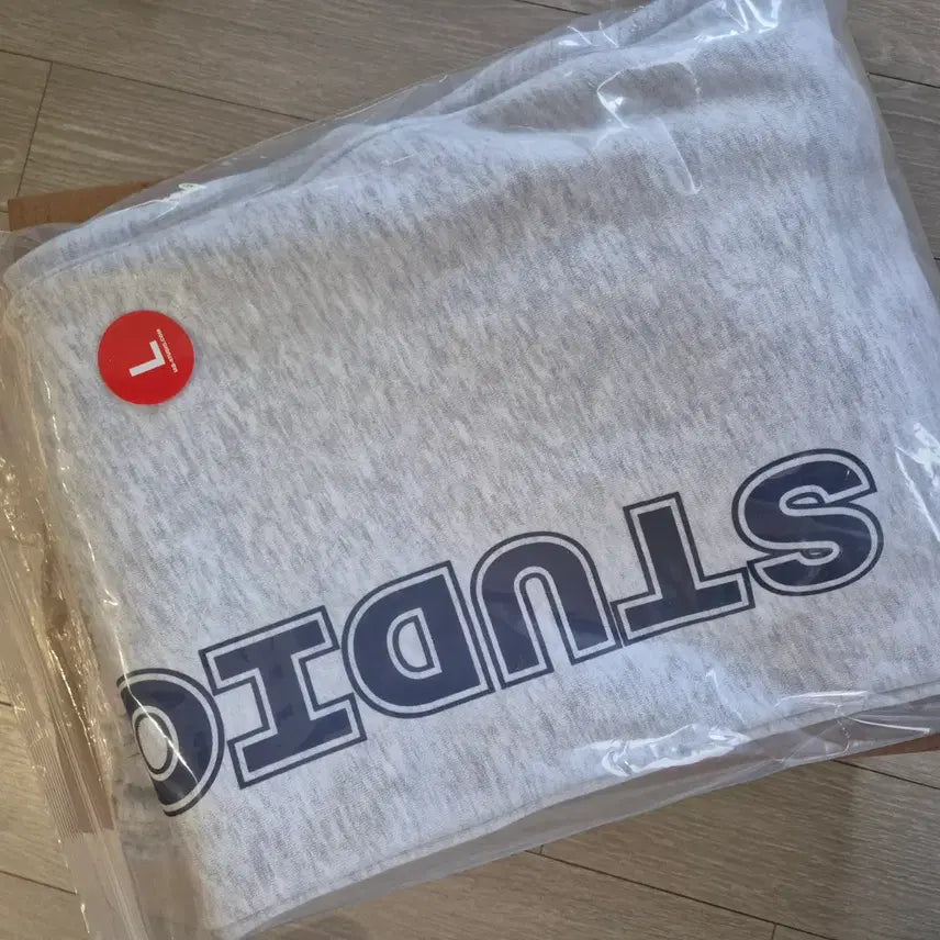 [BUNJANG] IAB Studio Logo Sweatpants L / 2026 IAB STUDIO 아이앱 로고 스웨트팬츠 L