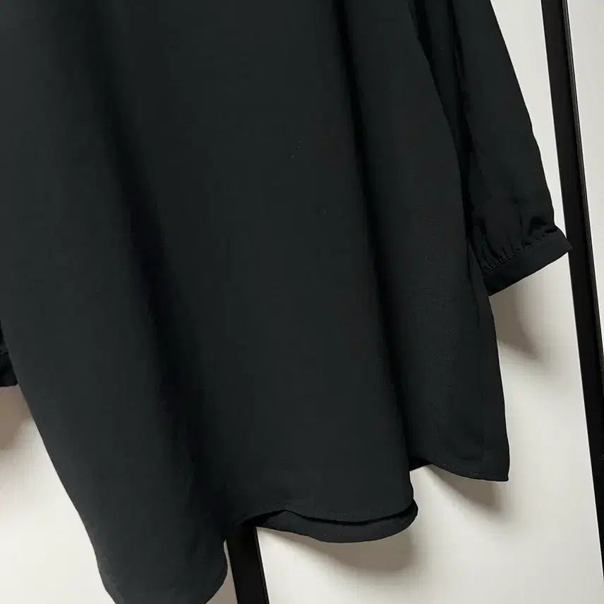 [BUNJANG] High-Quality Fabric Blouse / 원단 좋은 고급 블라우스