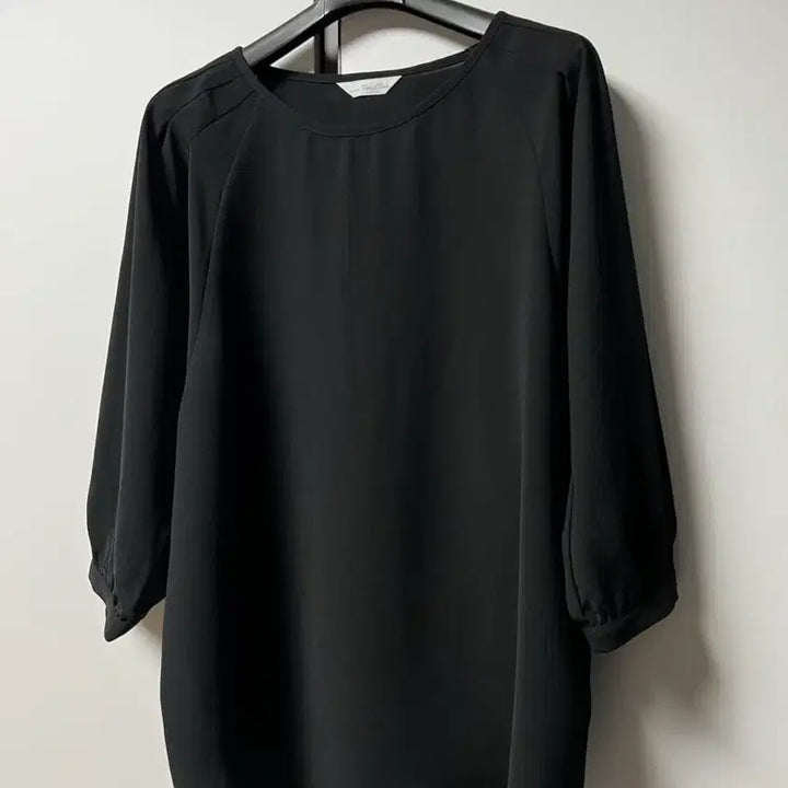 [BUNJANG] High-Quality Fabric Blouse / 원단 좋은 고급 블라우스