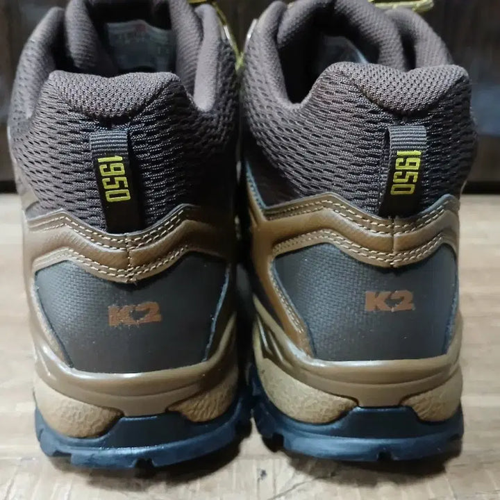 [BUNJANG] K2 Gore-Tex Hiking Boots Brown 275mm / K2 고어텍스 등산화 브라운 275mm