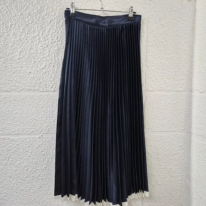 [BUNJANG] orr Navy Pleated Long Skirt / 오르 orr 네이비 플리츠 롱 스커트