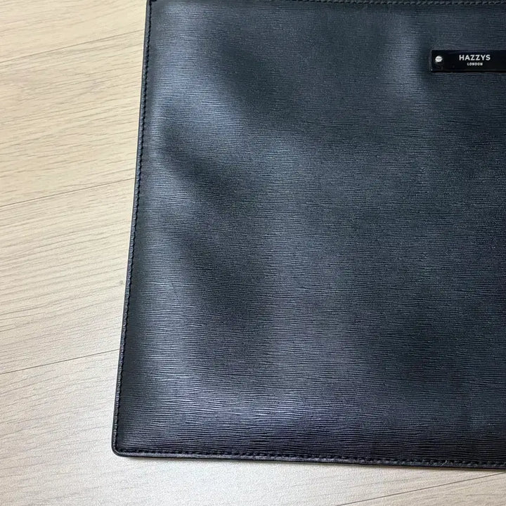 [BUNJANG] Hazzys Clutch Bag / 헤지스 클러치백 팝니다