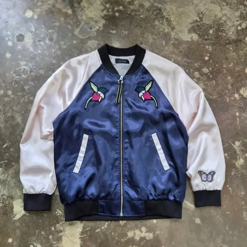 [BUNJANG] Muzak Clizy Embroidered Satin Jacket / F) 무자크 클리지 자수 새틴자켓 점퍼 샤틴 자켓 스타디움자켓